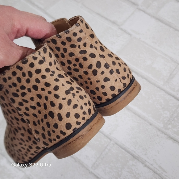 Leopard Print Ankle Boots - Picture 3 of 6